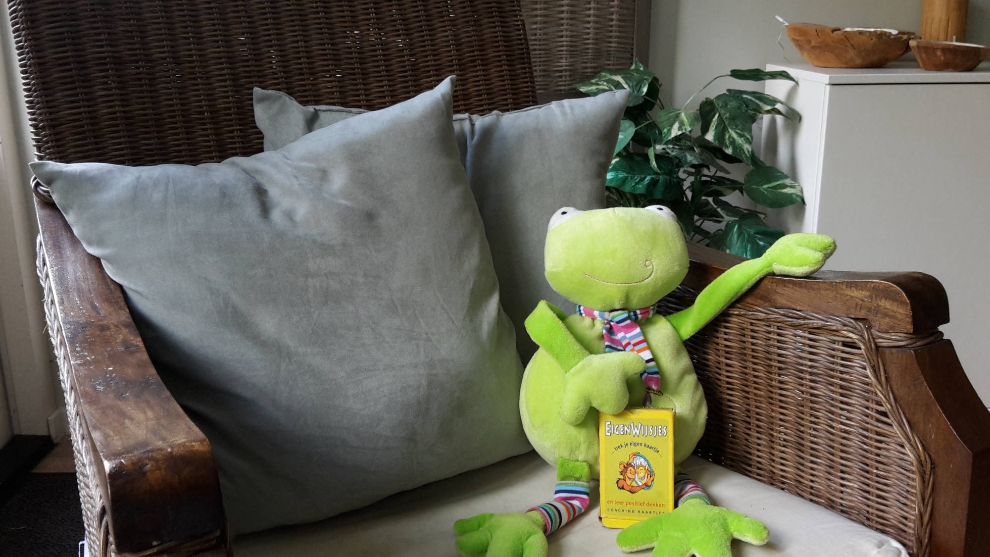 Massage Breda, Kindermassage Breda, Massagetherapeut Breda, kindermassage, ontspanning, rust, hsp, hsk, hooggevoelig, holistische begeleiding, sensorische balanstherapie, slaapproblemen, stress, stressreductie, overprikkeling, overprikkeld kind, kindercoach Breda, lekker in je vel, zintuigen, zintuigenpret