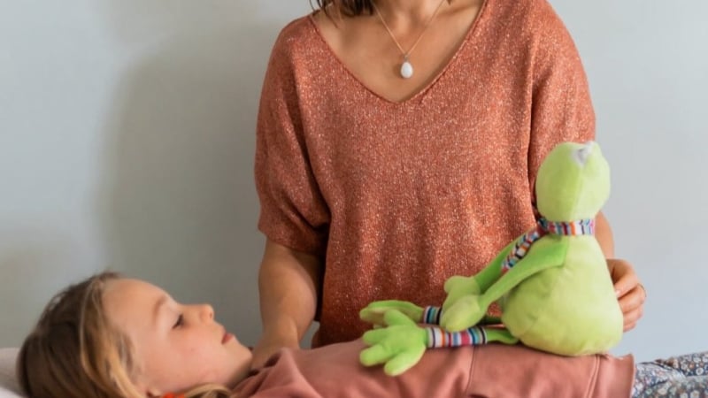 kindercoaching, kindermassage, holistische kindercoaching, hooggevoelig kind, overprikkeling, lekker in je vel, emotieregulatie, spanningenregulatie, stressregulatie, slaapproblemen,concentratieproblemen, adhd, hoogsensitief